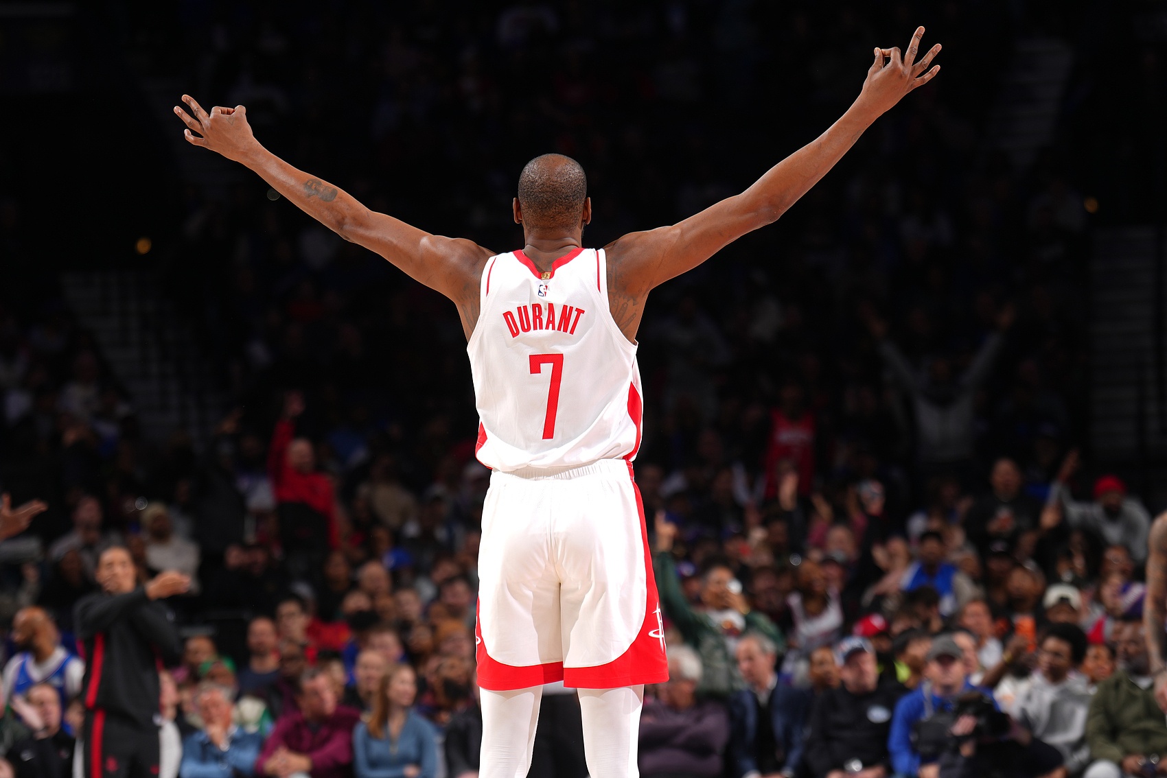 星空体育app下载-37岁的杜兰特连续3场30+ 比肩乔丹、詹姆斯、库里、卡尔·马龙