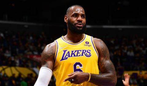 星空体育app下载-无詹湖人本季4胜6负 周六客战绿军他能回来吗？