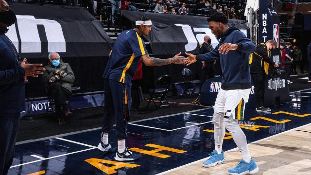 星空体育官方网站-7连胜！爵士制霸西北区 米切尔用行动打脸鲨鱼